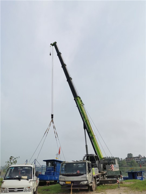 明光市桥梁建设吊装案例
